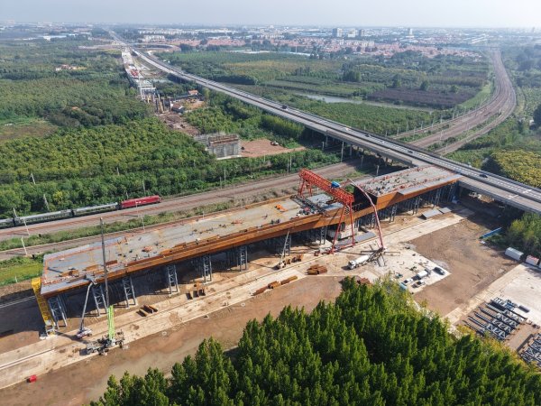 添盈聚富 沈海高速改扩建项目关键控制性工程取得突破